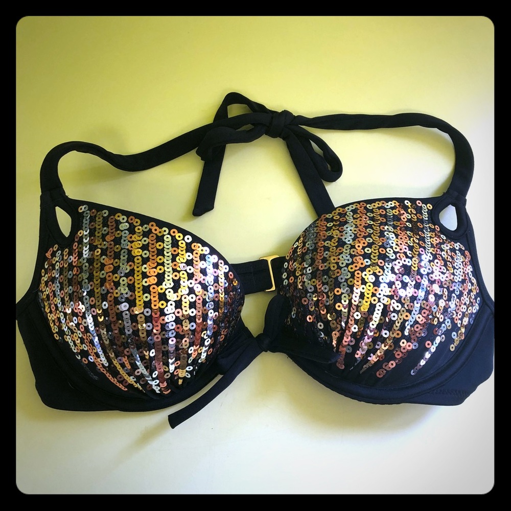 Victoria’s Secret bikini top